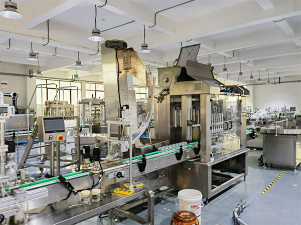 桶装香辣酱灌装机